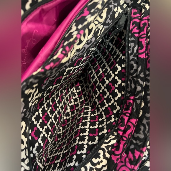 Vera Bradley canterberry magenta shoulder bag - padded device bag - Picture 5 of 11